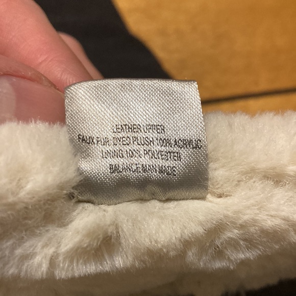 Ladies Size 7M Blondo Waterproof Brown SuedeLeather WithFur Lined SlipOn Shoes - Picture 10 of 10